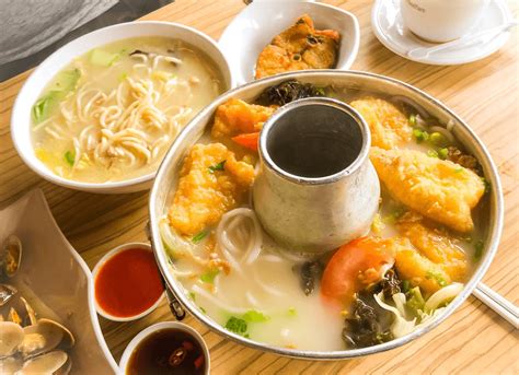 A Rich Culinary Tapestry: Historical Roots of Singaporean Cuisine