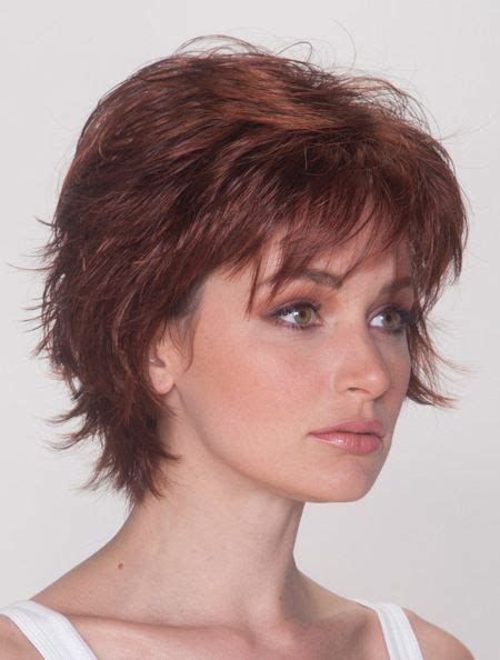 A Timeless Classic: The Auburn Layered Straight Short Wig