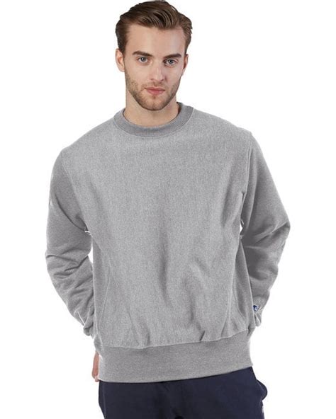 A Timeless Classic: The History of the Reverse Weave Sweatshirt