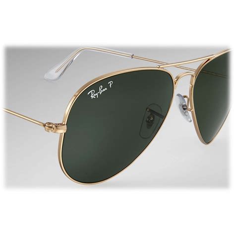 A Timeless Classic: The Ray-Ban Aviator Sunglasses