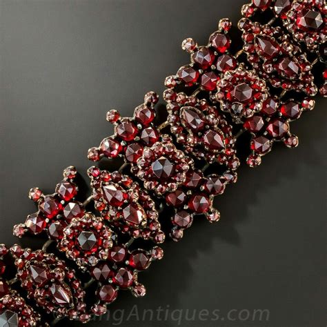 A Timeless Gemstone: Garnet Bracelets Throughout History