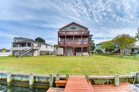 A Tranquil Haven for Mariners on the Outer Banks