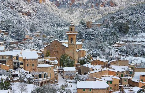 A Winter in Majorca Doc