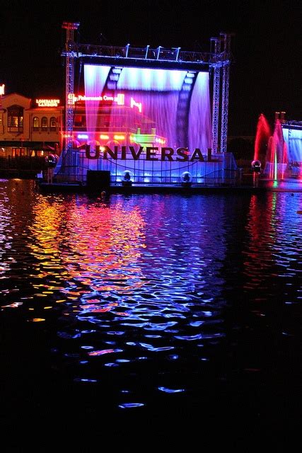 A World of Cinematic Delights: Ver Studio Universal en Vivo