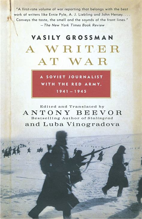 A Writer at War A Soviet Journalist with the Red Army, 1941-1945 PDF