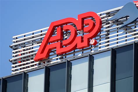 ADP 五角大廈寵物有限公司：寵物科技創新領航者