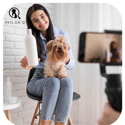 AI Robot Pets vs. Human Pet Influencers: The Influencer Marketing Battle