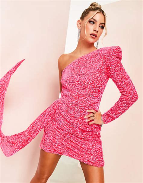 ASOS Pink Dress: 2022 Complete Guide to Slay