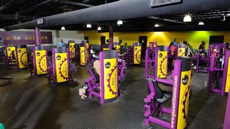 About Planet Fitness Quincy IL