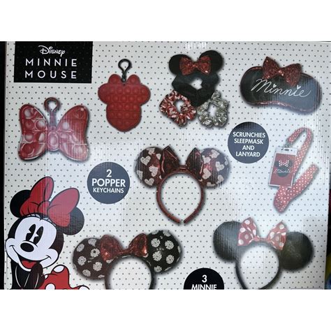 Accessorize with Minnie Mouse Essentials: