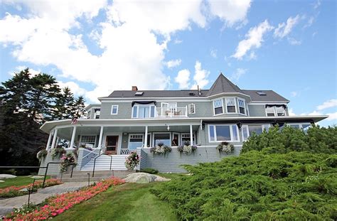 Additional Tips for Choosing the Perfect Kennebunkport Accommodation: