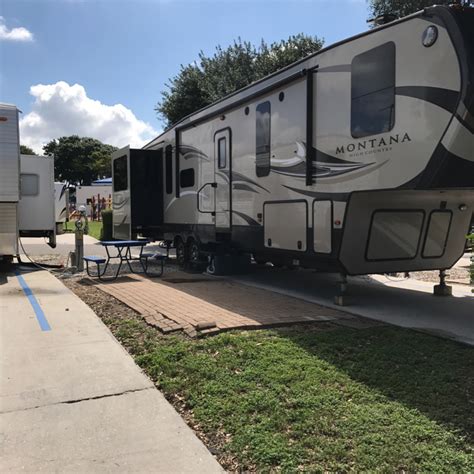 Admiralty RV Resort San Antonio: Your Home Away from Home in the Heart of Texas