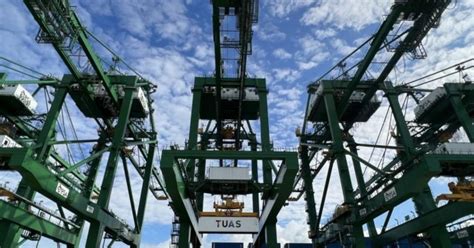 Advancing Maritime Logistics: Unlocking the Gateway to Tuas