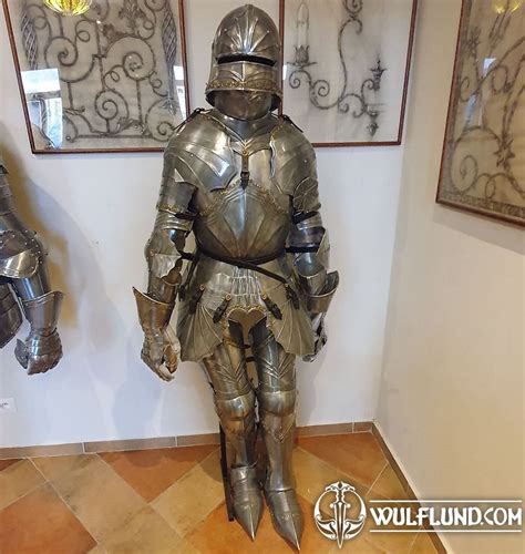 Advantages of Custom-Made Suit of Armor: