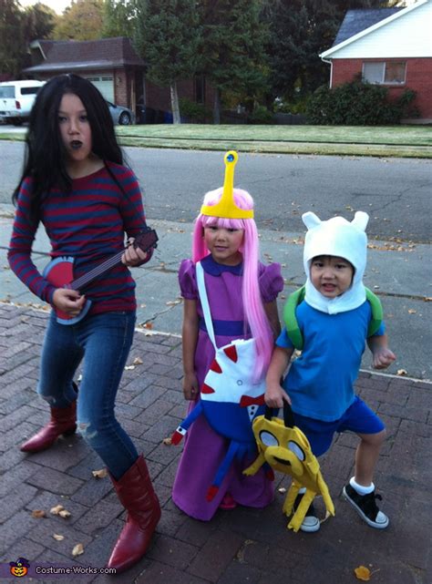 Adventure Time Costumes Marceline: 10 Easy & Creative DIY Ideas