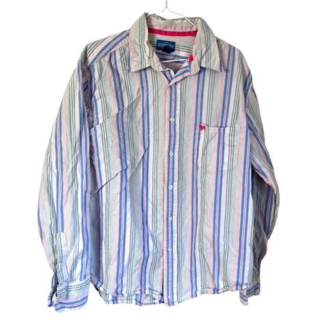 Aeropostale Button Down Shirt: A Timeless Classic in Your Wardrobe