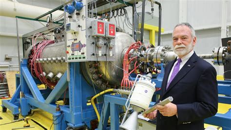 Aerospace Engineering at UAH: A Program of Excellence
