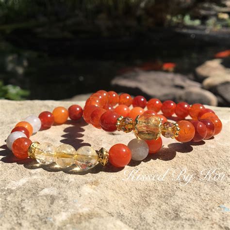 Agate Bracelets: A Gemstone for Balance, Harmony, and Protection