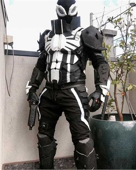 Agent Venom Cosplay