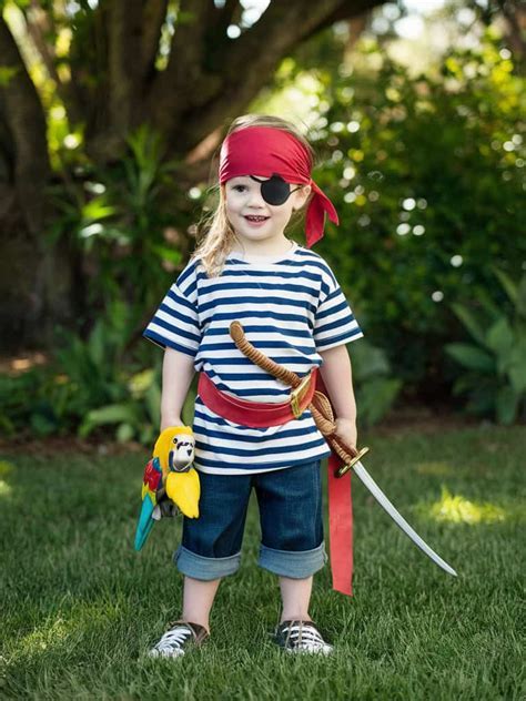 Ahoy, Mateys! Ultimate Guide to Aye-Catching Kids Pirate Costumes