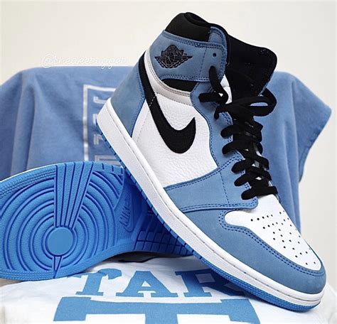 Air Jordan 1 Blue Black and White