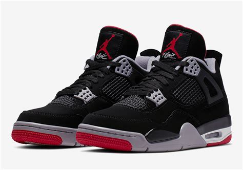 Air Jordan 4