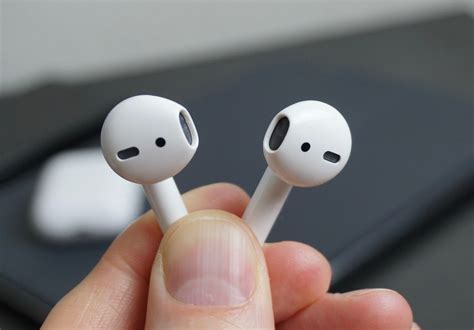 AirPods 2nd Generation: