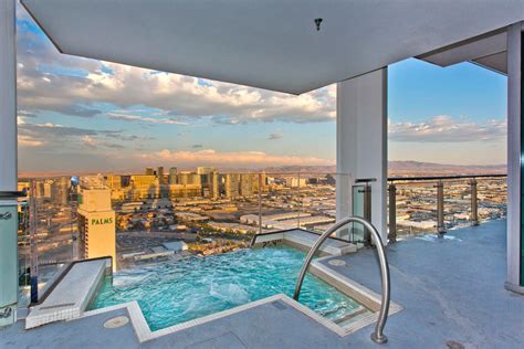 Airbnb on the Las Vegas Strip: 10,000+ Unique Stays in the Heart of Sin City