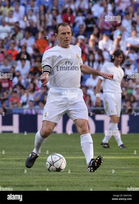 Ajax and Real Madrid Legends: A Clash of Generations