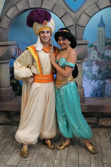 Aladdin Costume Highlights: