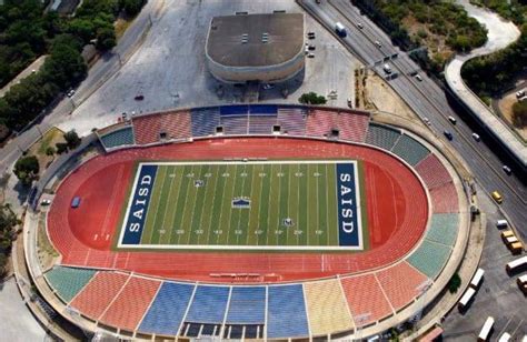 Alamo Stadium: A Majestic Monument to American Football