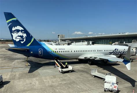 Alaska Airlines: The Emerald City's Premier Carrier by 2025