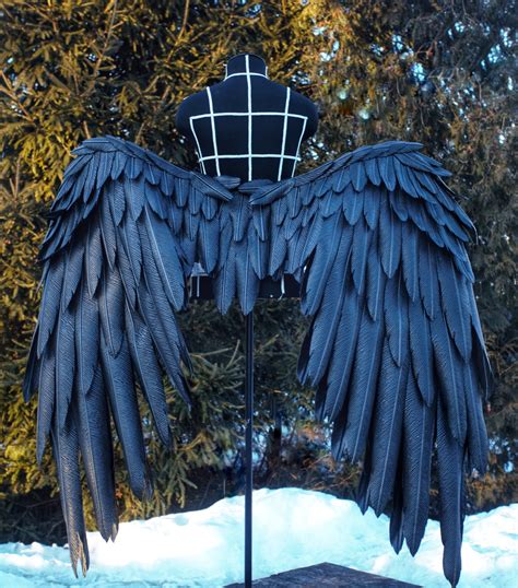 Albedo Wings: Soaring Through the Skies with Enhanced Reflection