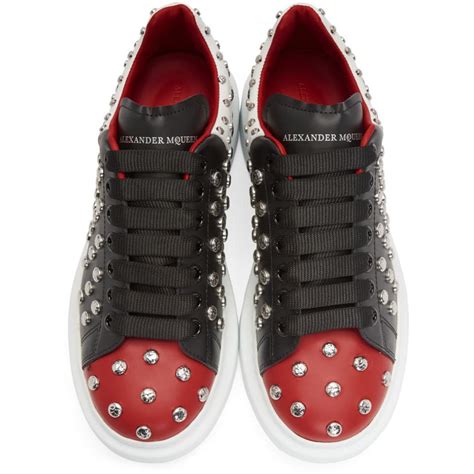 Alexander McQueen's Black and Red Shoes: A Bold Statement of Style and Subversion