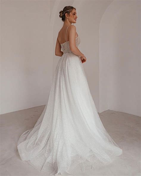 Alexis David Wedding Dress: A Timeless Masterpiece for the Modern Bride