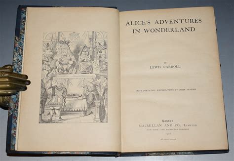 Alice s Adventures in Wonderland With Forty-Two Illustrations by John Tenniel and The Hunting of the Snark An Agony of Eight Fits With Nine Illustrations Two Books With Active Table of Contents Epub