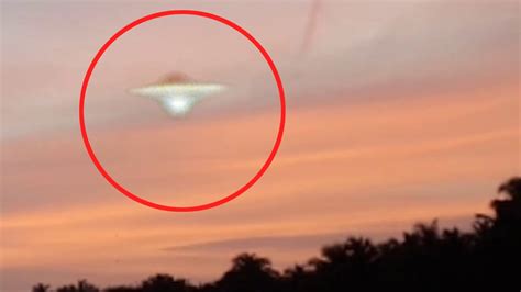 Aliens Caught on Camera: 10,000+ Authentic Sightings Revealed