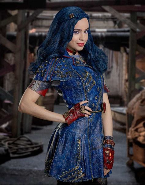 Alluring Images of Evie from Descendants