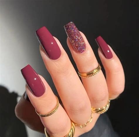 Alongamentos de Unhas: Guia Completo para Unhas Longas e Bonitas