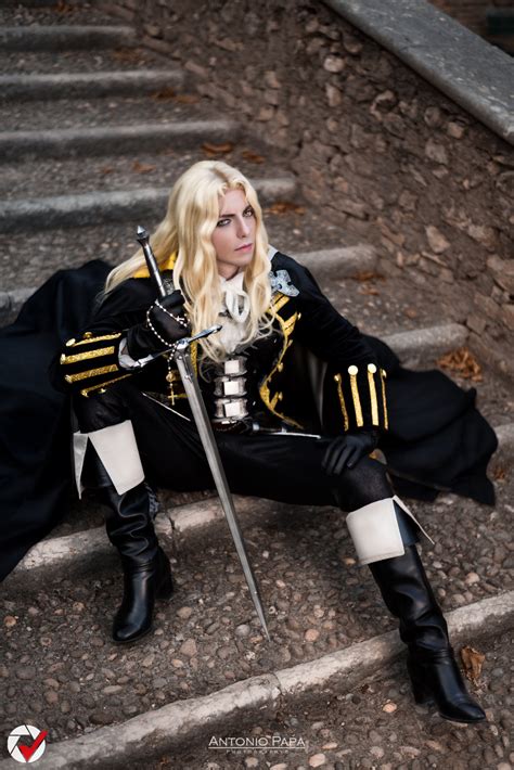 Alucard Castlevania Cosplay: Embodying the Darkness and Magic