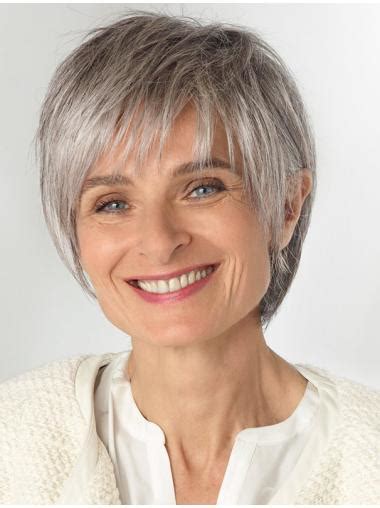 Amazing 2025: White Chin-Length Straight Grey Fantastic Wigs