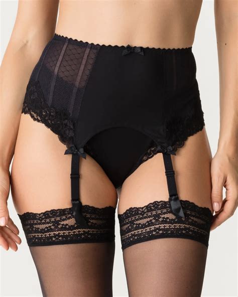 Amazon Garter Belt: A Comprehensive Guide to Enhance Your Wardrobe