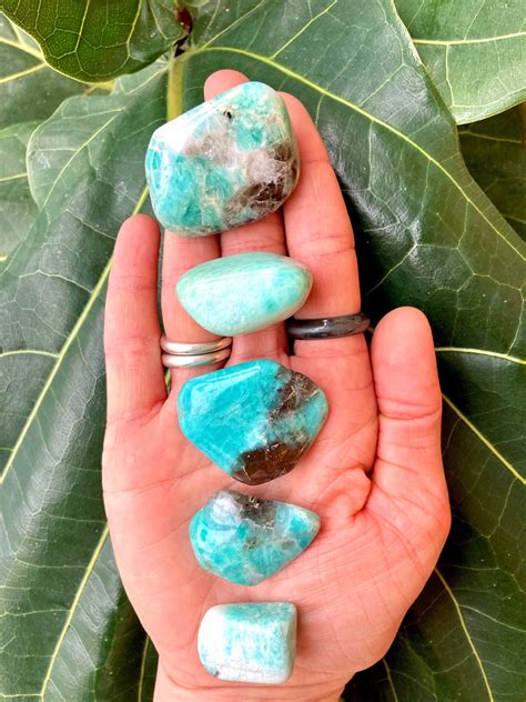 Amazonite: The Soothing Blue-Green Gemstone