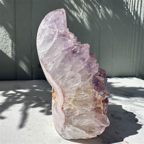 Amethyst Pink: A Vibrant Hue with Versatile Applications