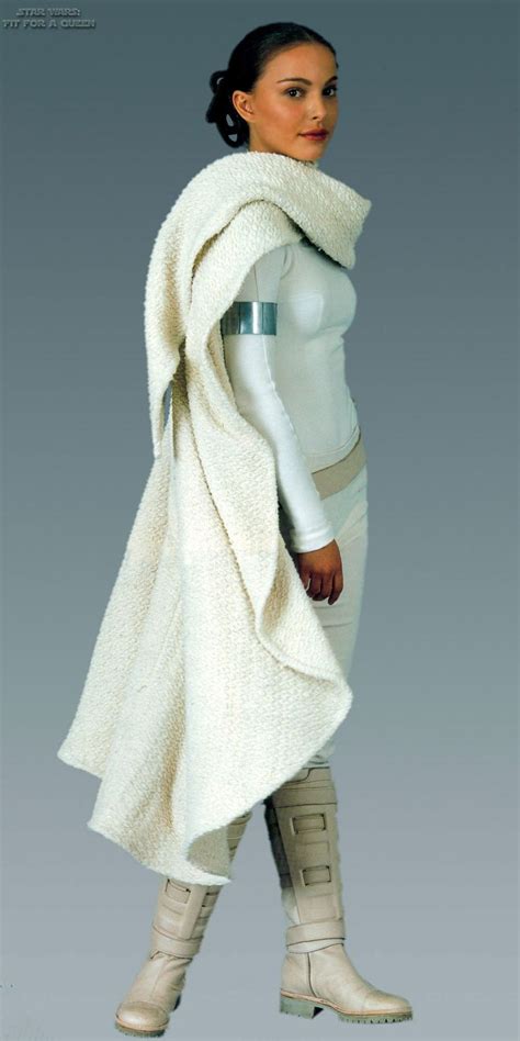 Amidala's White Outfit: A Symbol of Hope and Strength