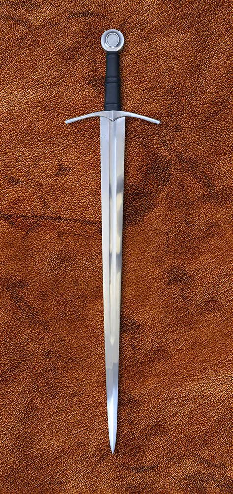 An Armory of Swords Kindle Editon