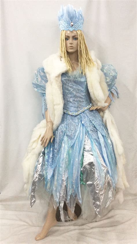 An Enchanting Canvas: Crafting an Ice Queen Outfit for Unforgettable Occasions