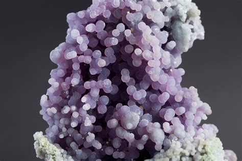 An Introduction to Grape Agate: A Gemstone of Serenity and Joy