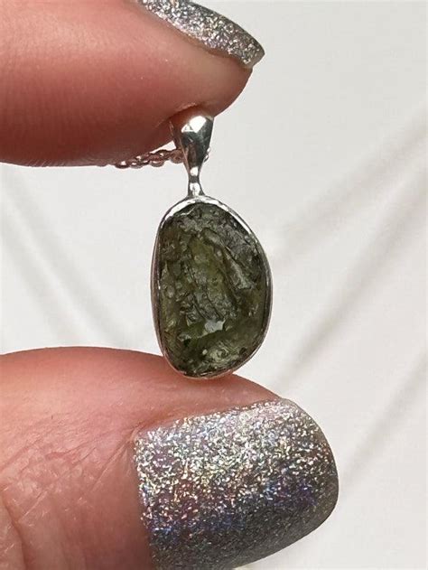 An Introduction to Moldavite Necklaces