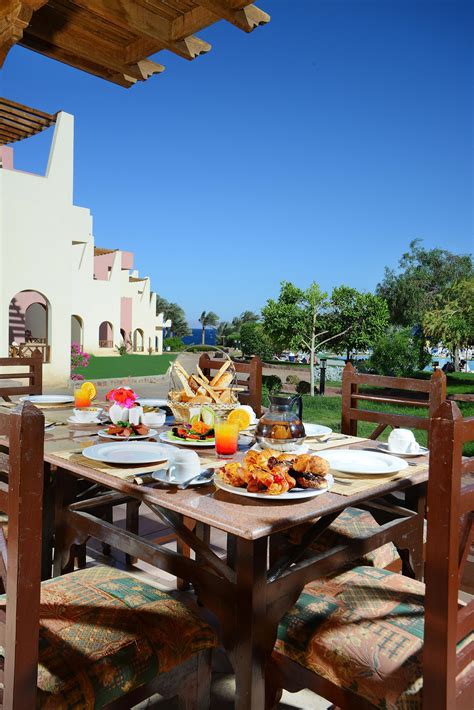 An Oasis of Culinary Delights